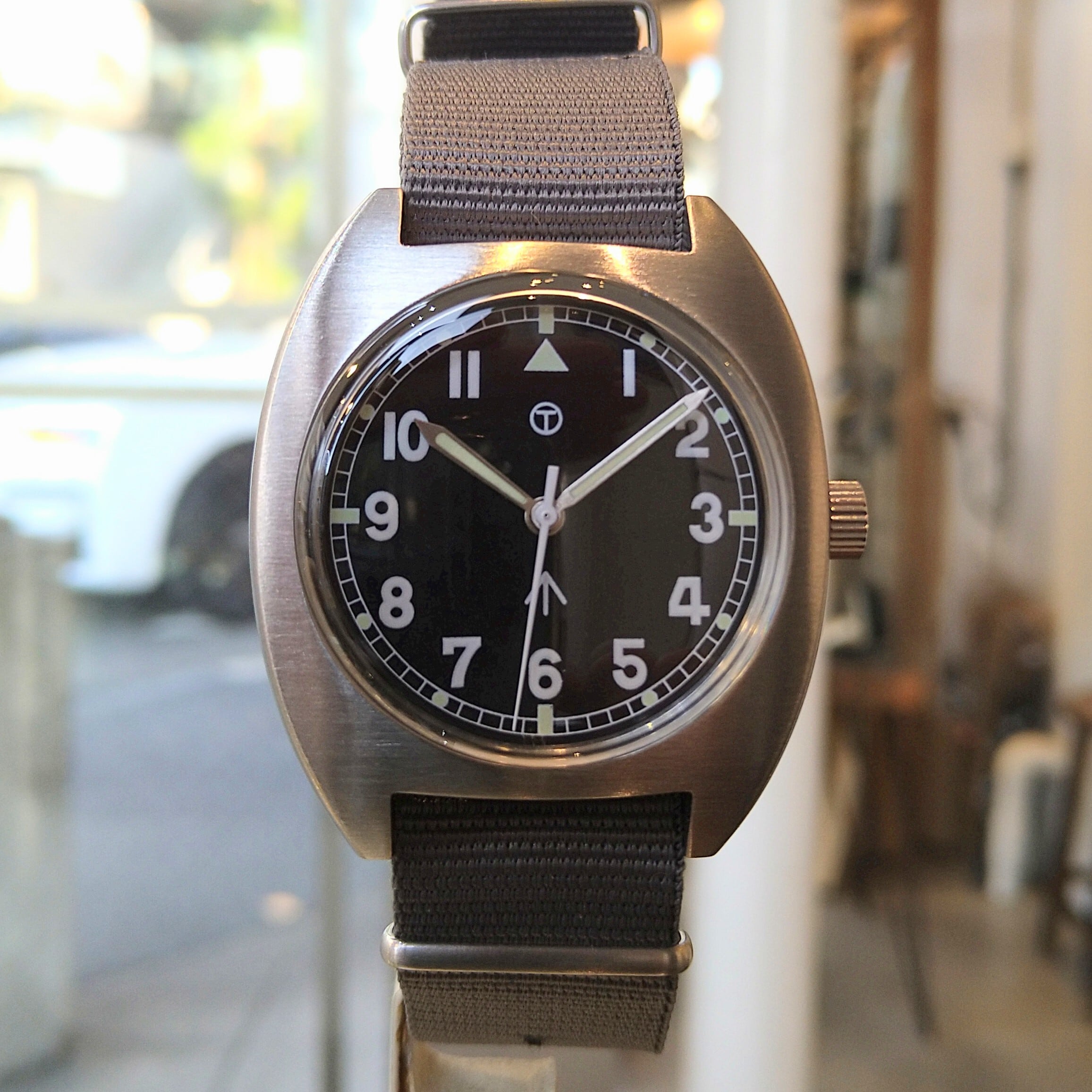 【未使用品】M.R.C. WATCH CO. ARMY W10 M.R.C. WATCH CO.（モントルロロイ）ROYAL ARMY W10 Watch [クォーツ