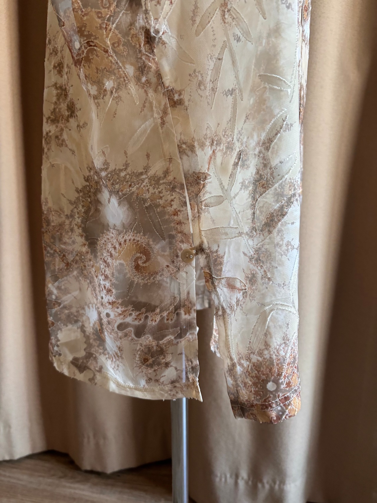 abstract pattern sheer long shirt-5177-8