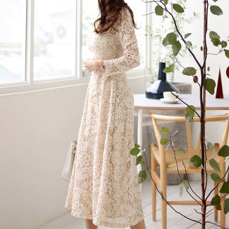 エレガントなレースデザインのロングワンピ エレガントレース ロングワンピース A124 | alliede