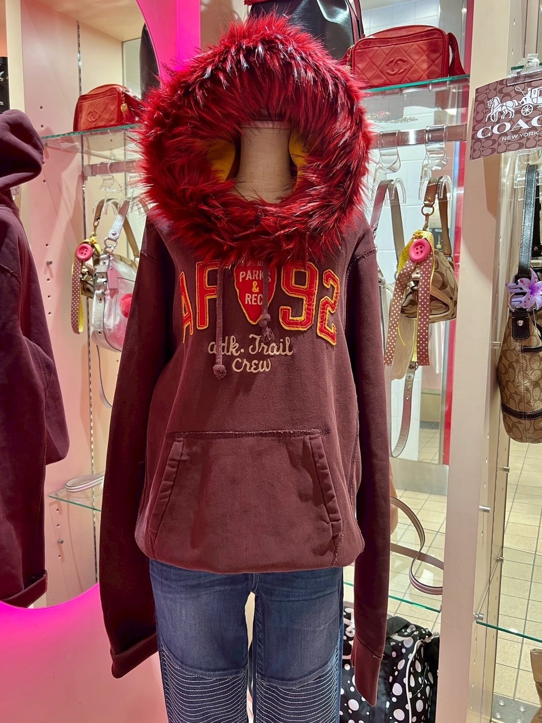 Vintage Tops | TSUKI BOUTIQUE