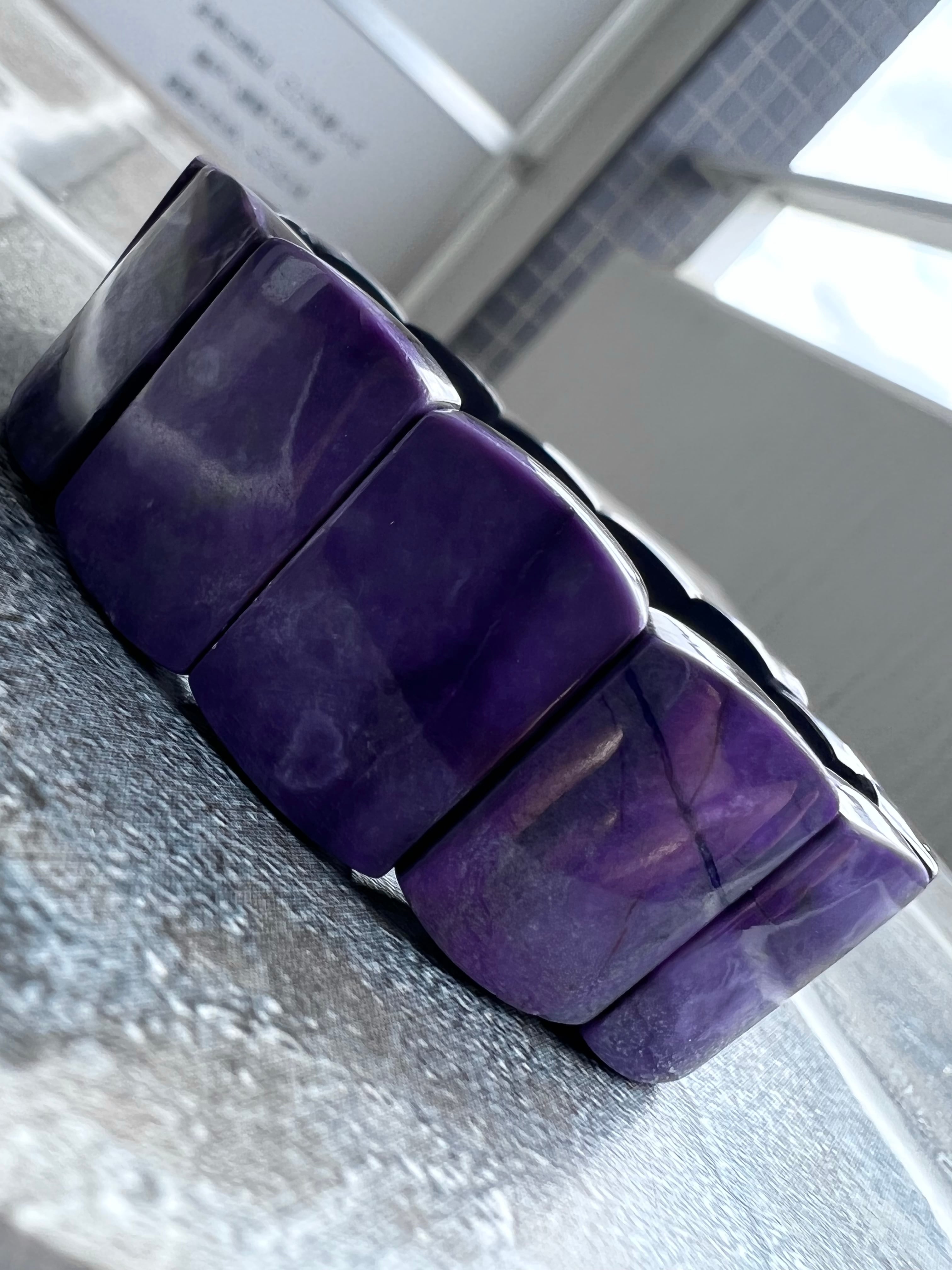 こっれが！スギライトさま！一つは持ちたいの！ こっれが！スギライトさま！一つは持ちたいの！ こっれが！スギライト