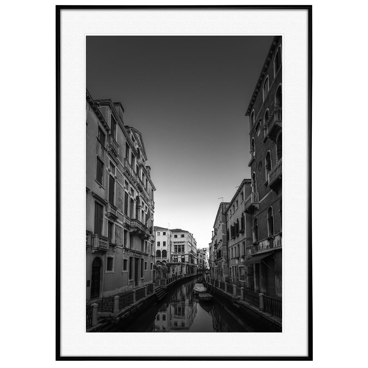 イタリア写真 ヴェネツィア(ベネチア・ベニス)運河 インテリア モノクロアートポスター額装 AS0033