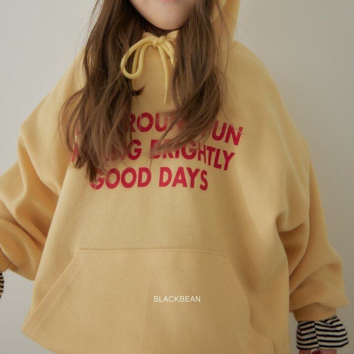 B640【即納】play hoodie