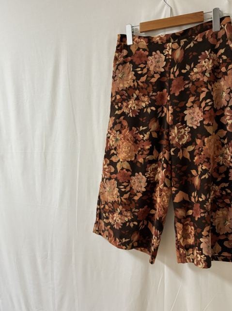 Floral Pattern Micro Suede Wide Pants