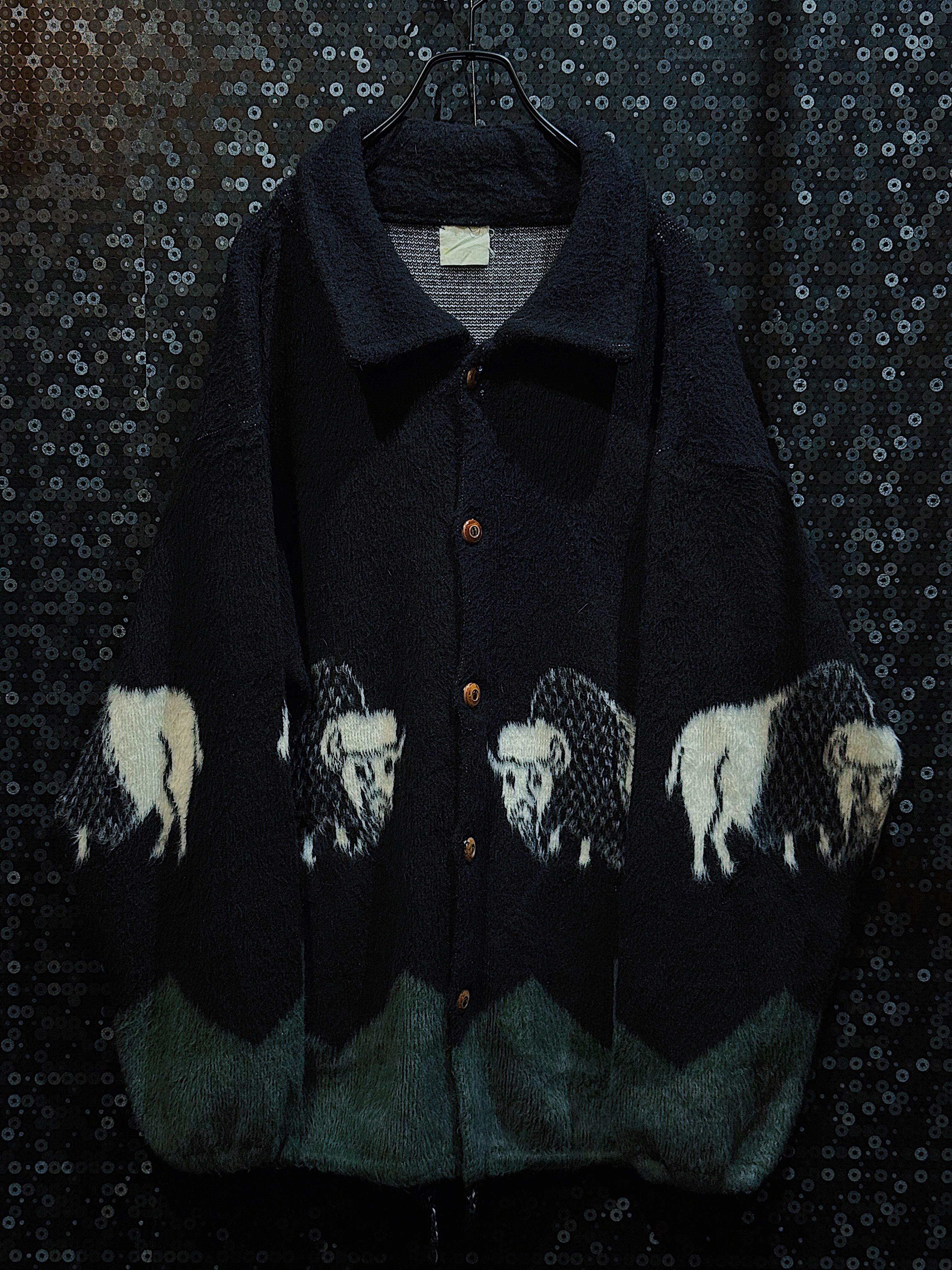 "Inca Imports" vintage Ecuador buffalo embroidery knit