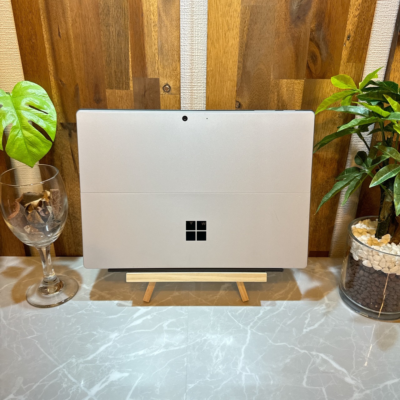 【極美品 2021年式】 Microsoft Surface Pro 7+ / 第11世代 Core i5-1135G7 / メモリ8GB / SSD128GB / 12.3インチ