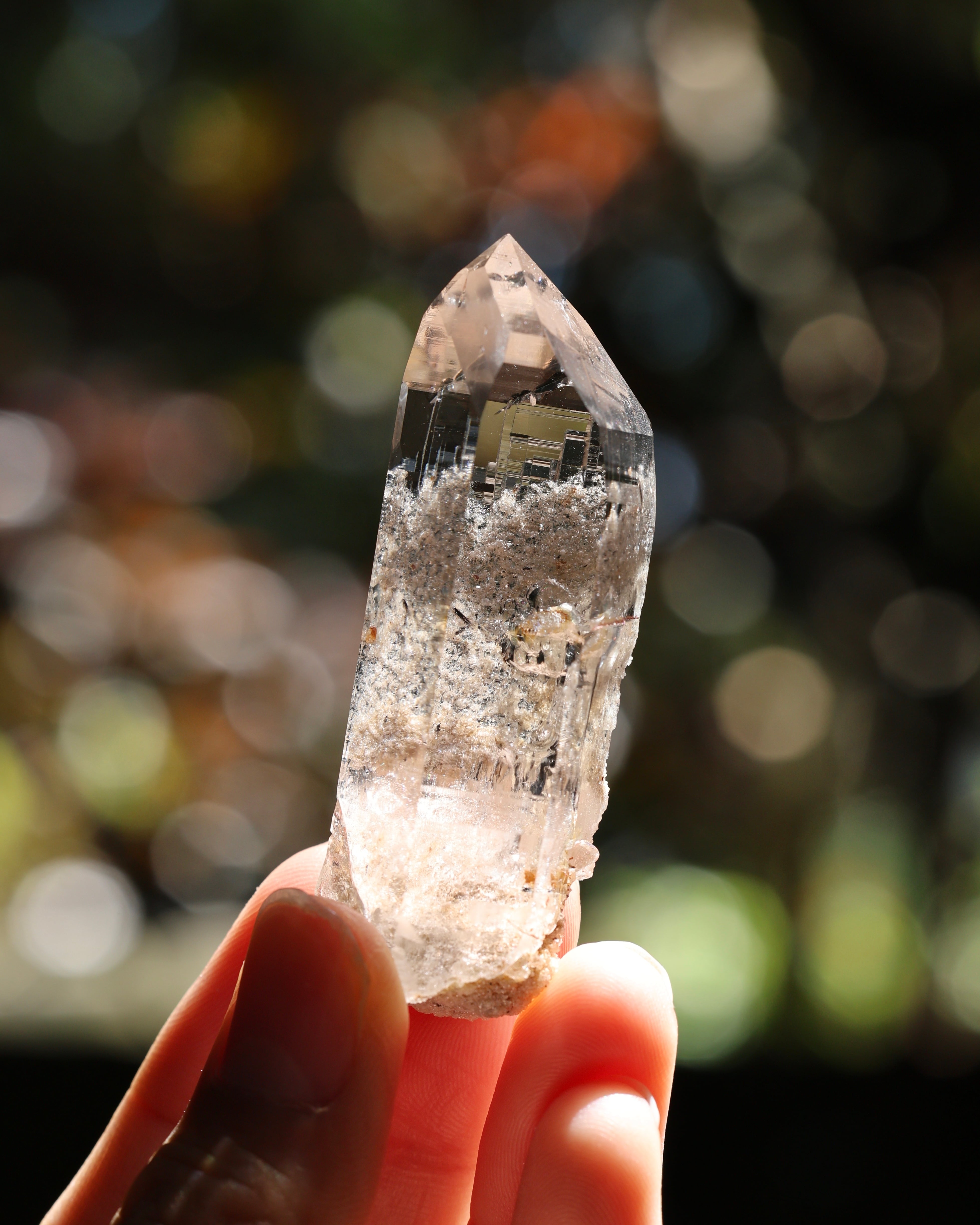 ヒマラヤ水晶 ガネーシュヒマール産 | 石垣島の夜光貝アクセサリーと