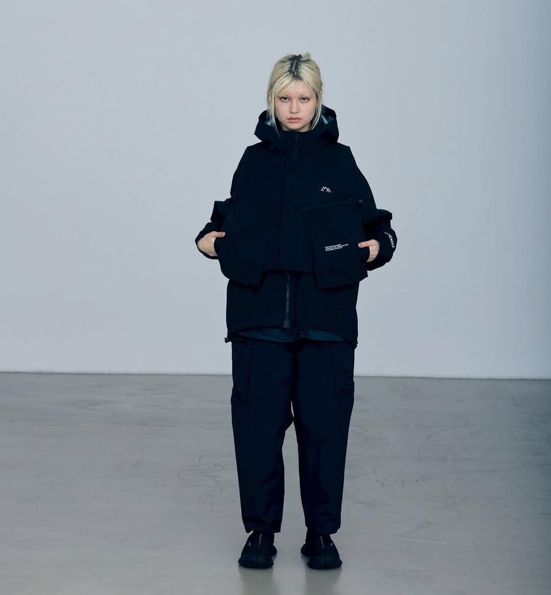 CMF OUTDOOR GARMENT ビブパンツ レア XL CMF OUTDOOR GARMENT 】「春のアクティブウェア革命！ポケッタブルな