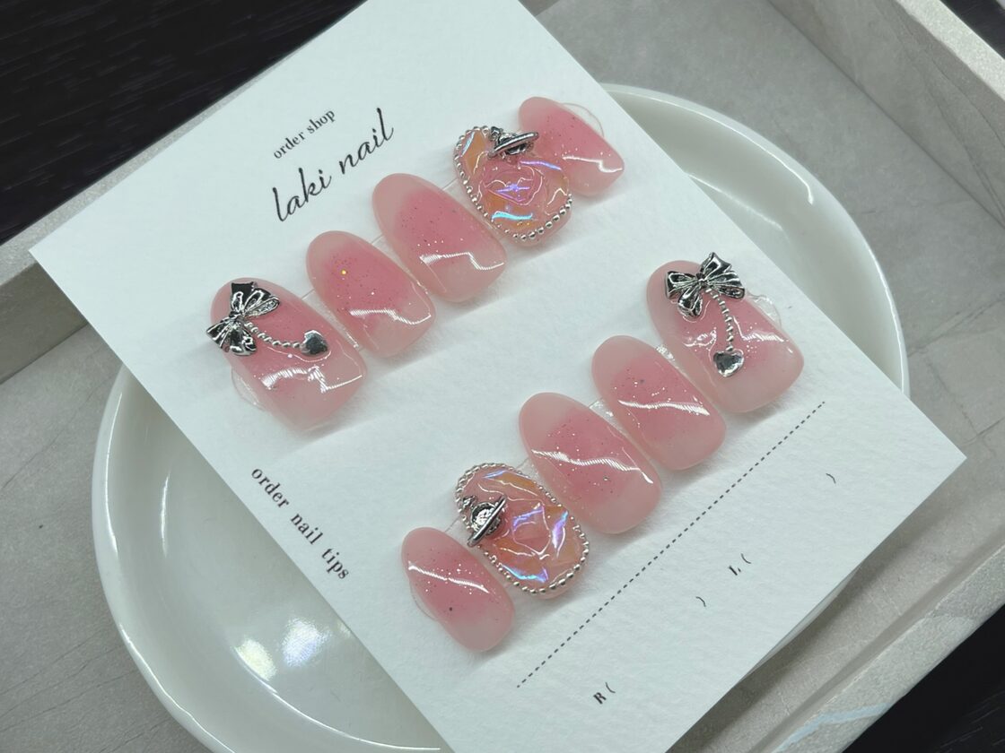 現品ネイルチップ】ワンホン ちゅるん りぼん うるうる | Pay ID
