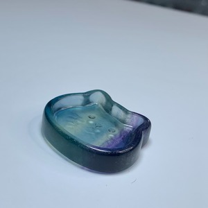 2.可愛い猫顔☆フローライト猫皿