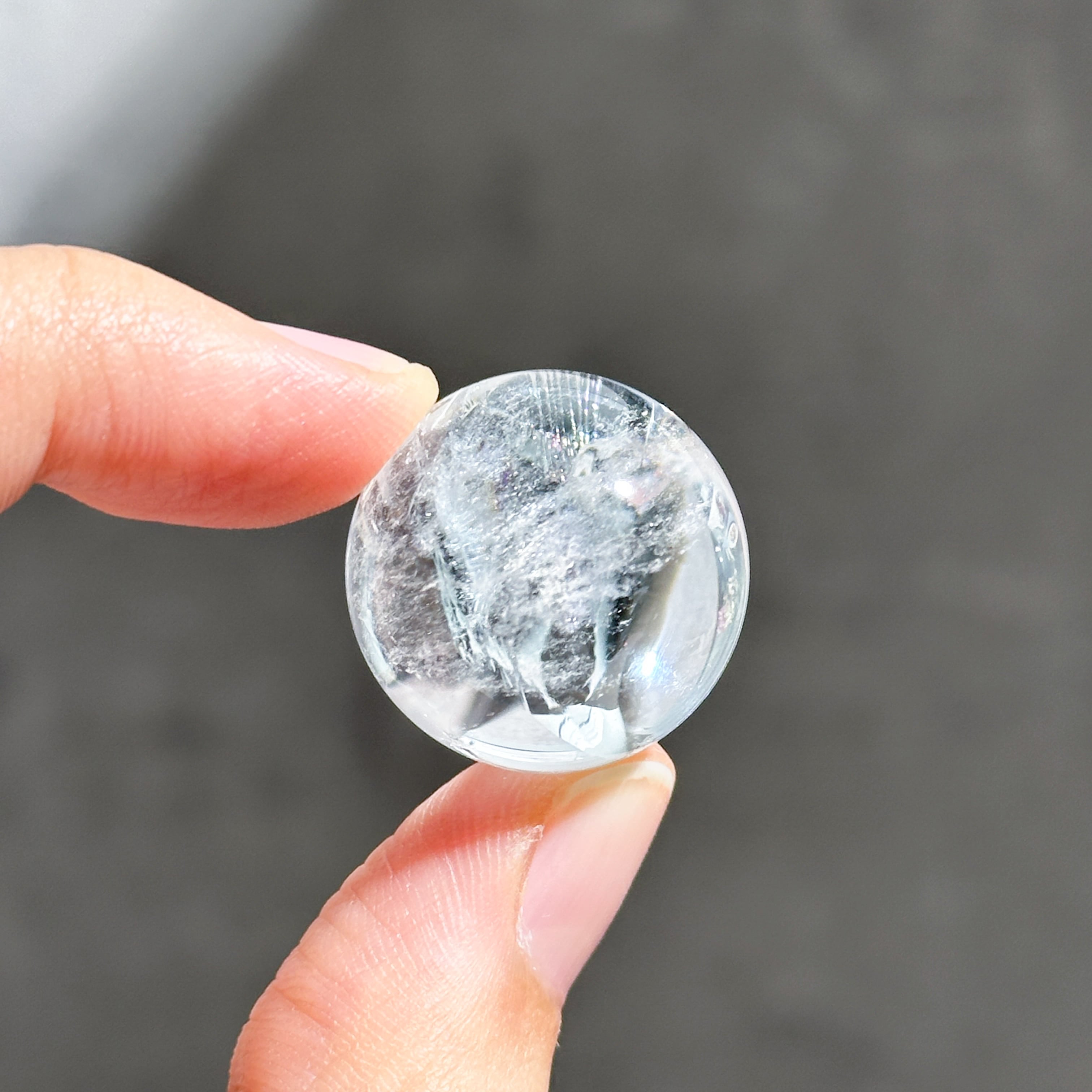 台座付き◎クリア(クラック)クォーツ スフィア84◇ Clear Quartz