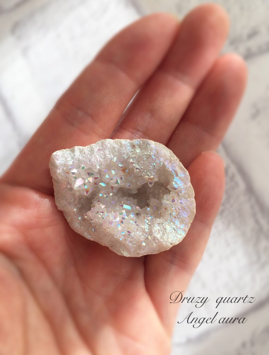 ドゥルージー エンジェルオーラ水晶】虹の宝石箱！あなたの夢がパッと 