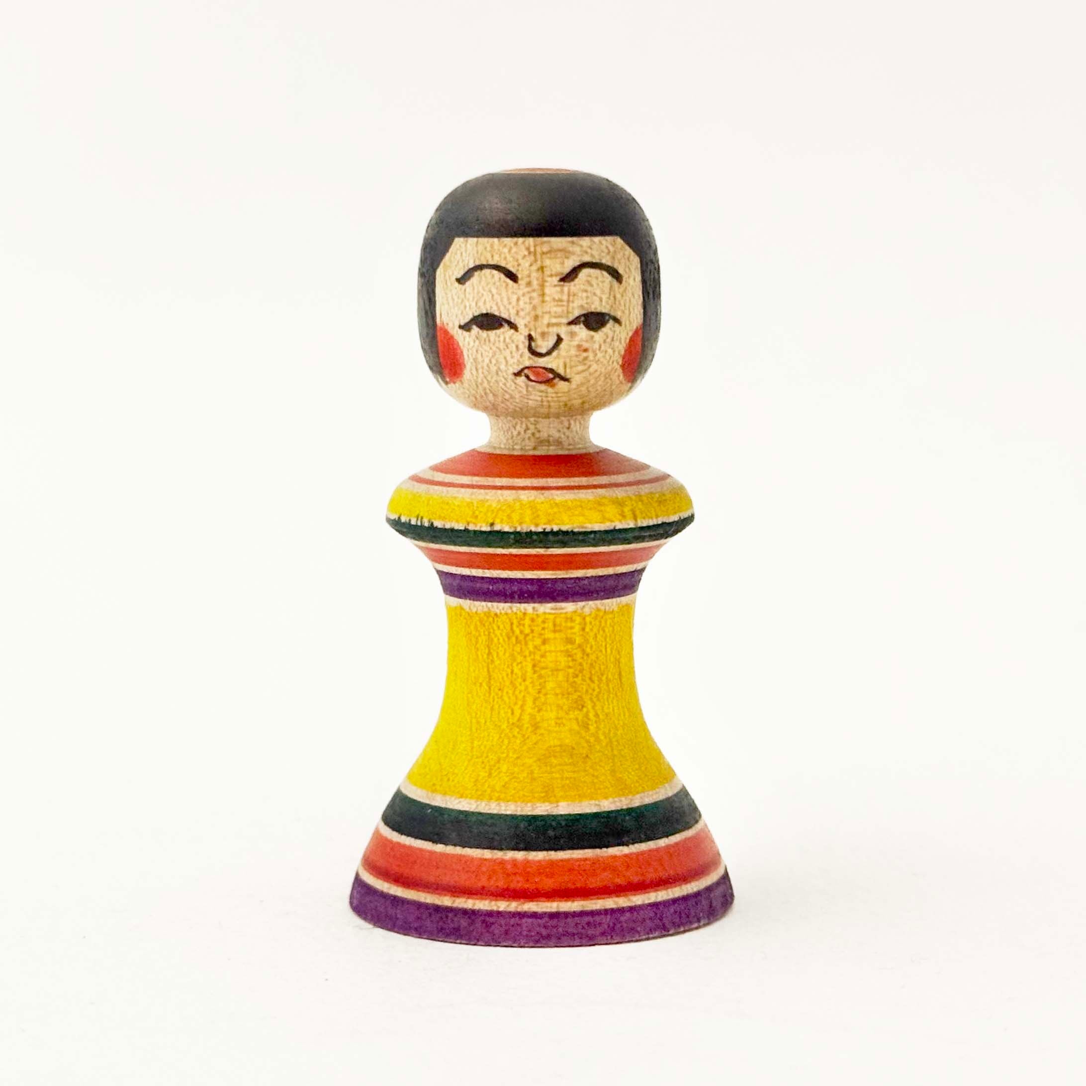 津軽系 / 北山真由美工人（糸巻きこけし 黄）