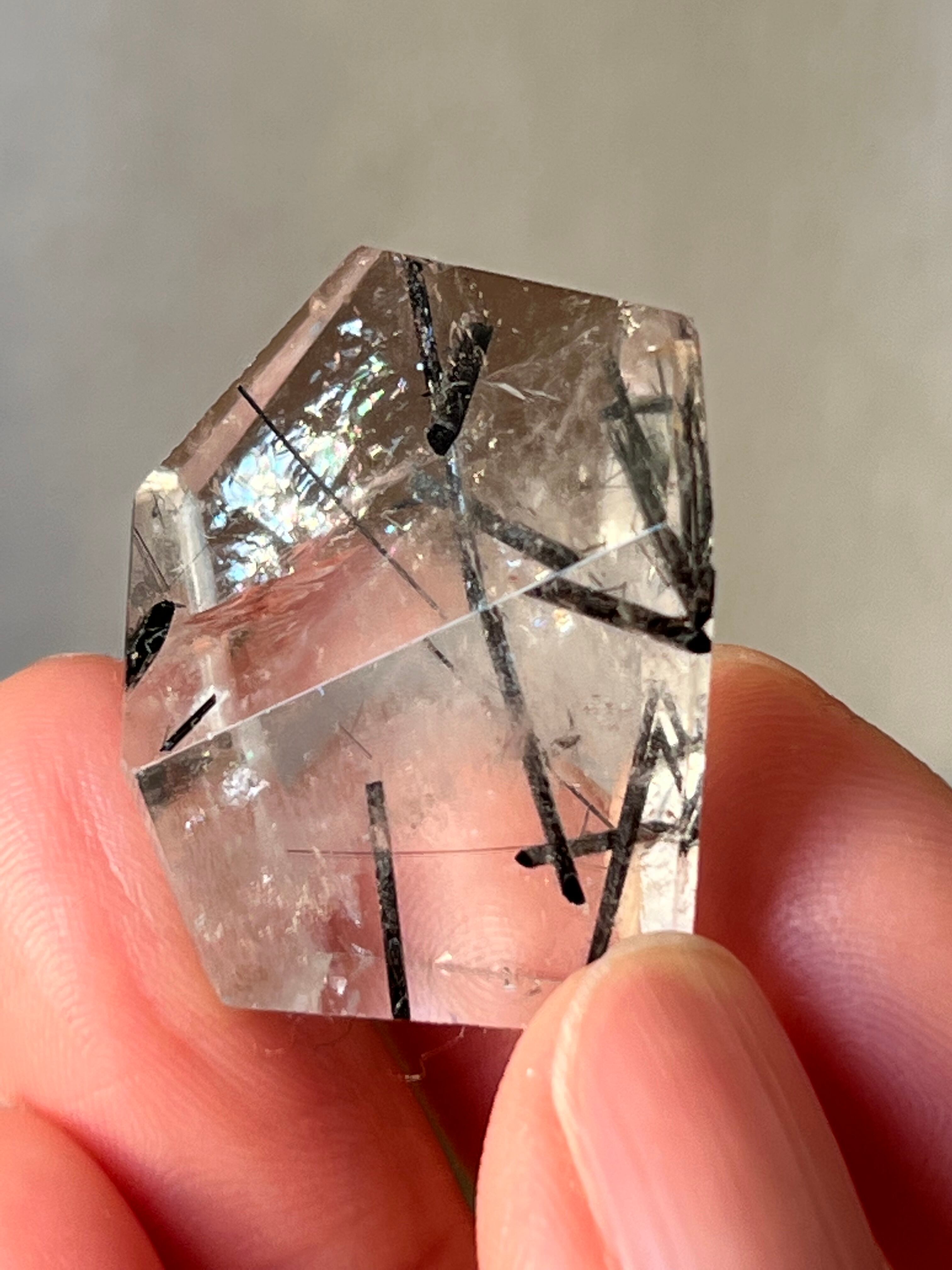 【君の周りを動いているよ】トルマリンインクォーツ 14g