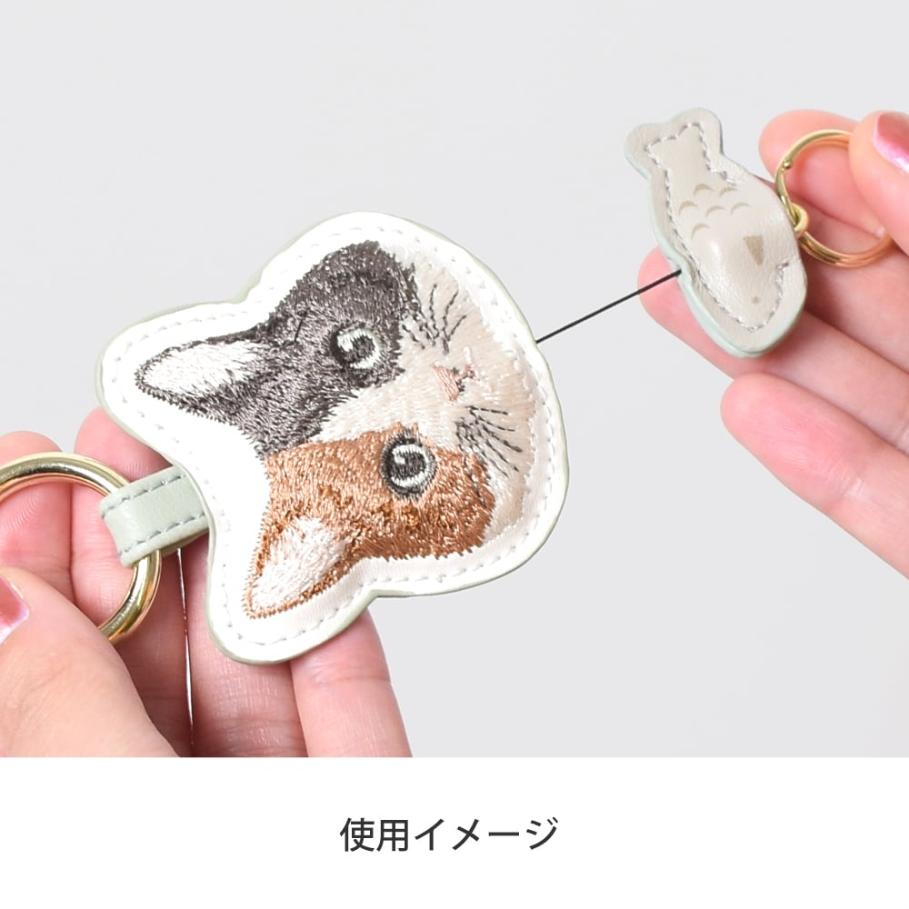 キャットチャリティ＞ チャーム（リール付き） エキゾチックショート