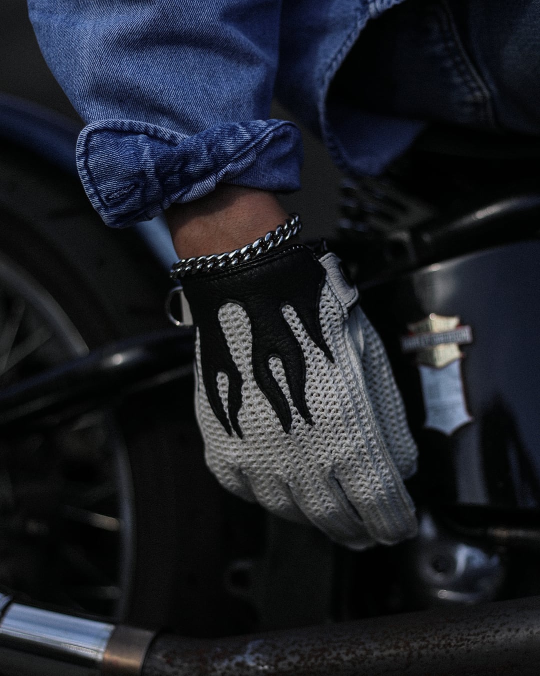 送料無料】MESH FLAMES GLOVE/フレイムスバイクグローブ | BARYFROMTHENORM