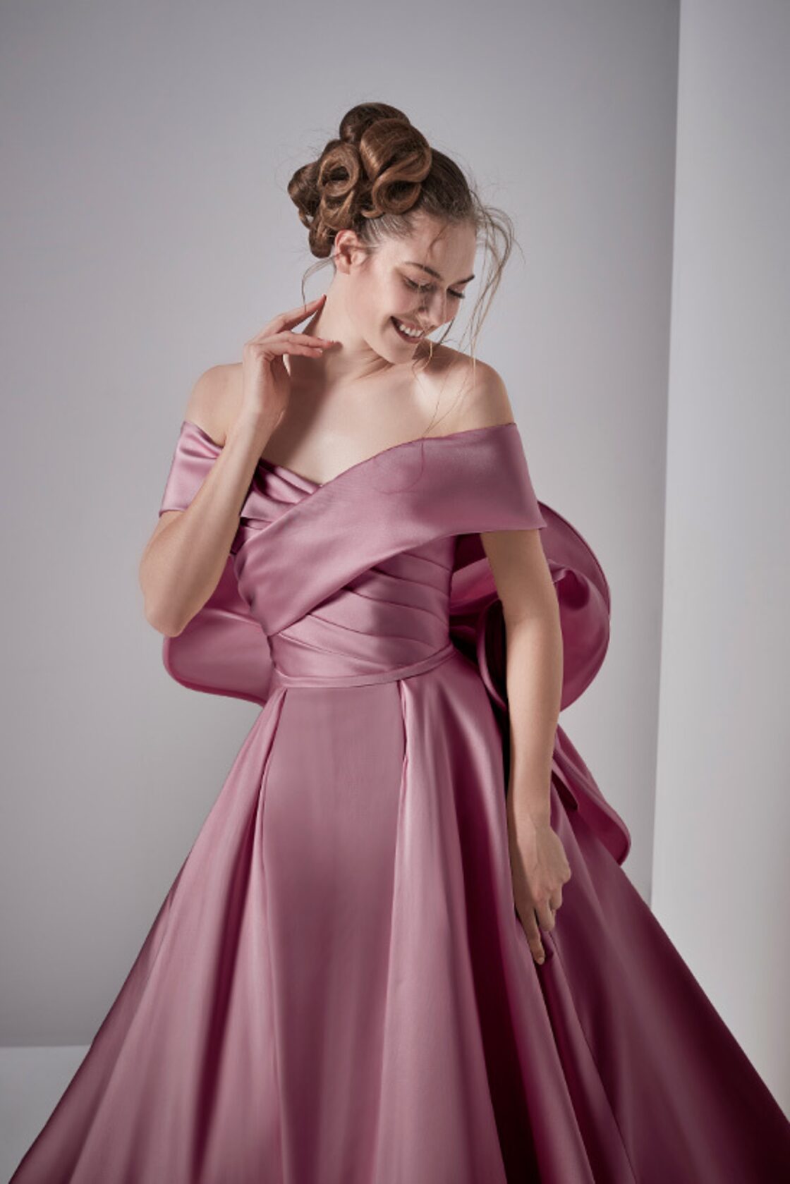 豪華！パーティードレス 紫 ワンショルダー Aライン 前撮り 音楽会  