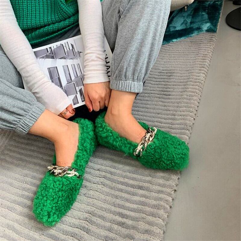 【新作】【送料無料】 スタイルぬいぐるみレディースフラットヒールブラックグリーンメタルパールチェーンフラットヒール冬レディースラウンドトゥカジュアルシューズ 靴 ウィンター 冬物 ラウンドトー 真珠 10b387812009999