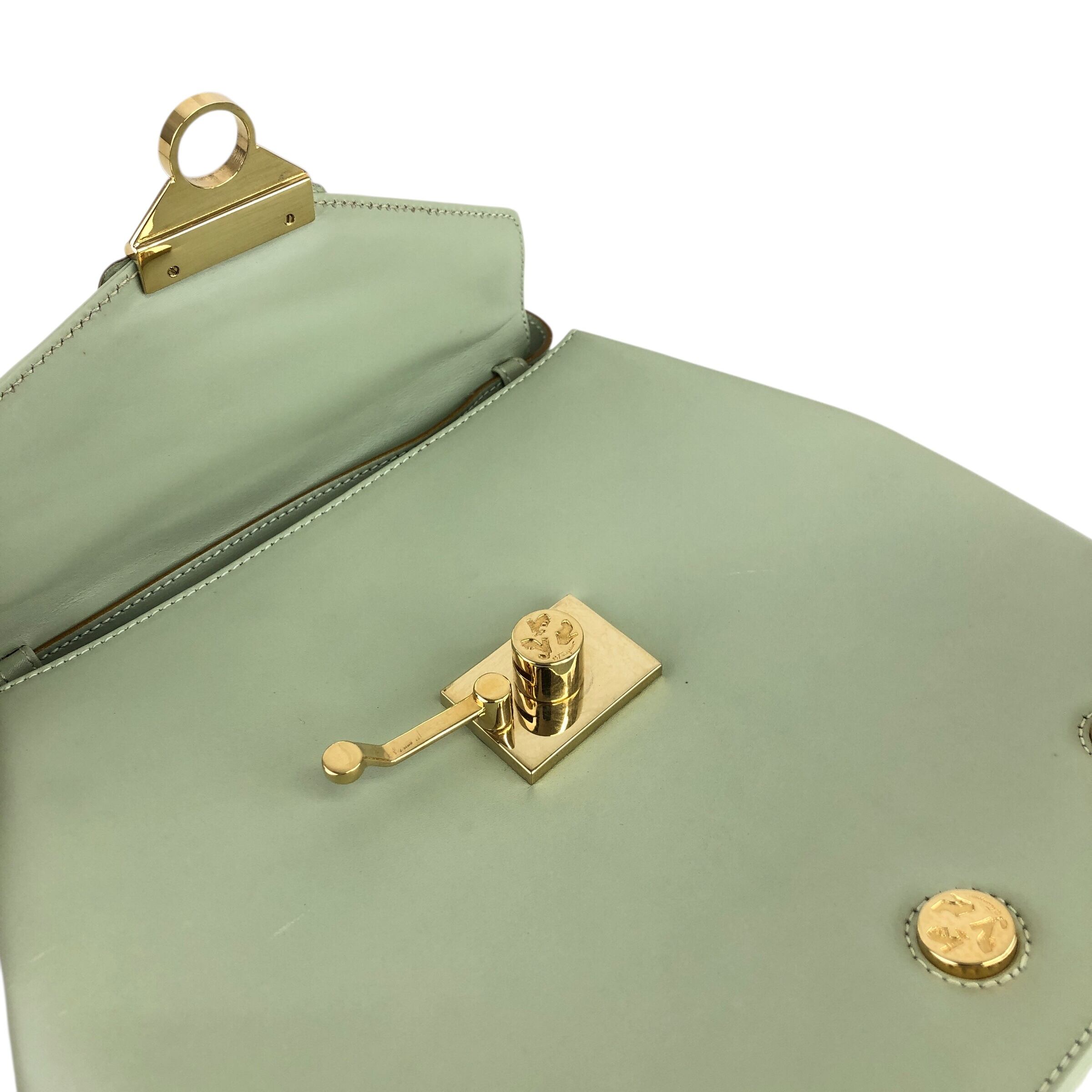Salvatore Ferragamo サルヴァトーレ フェラガモ ショルダーバッグ