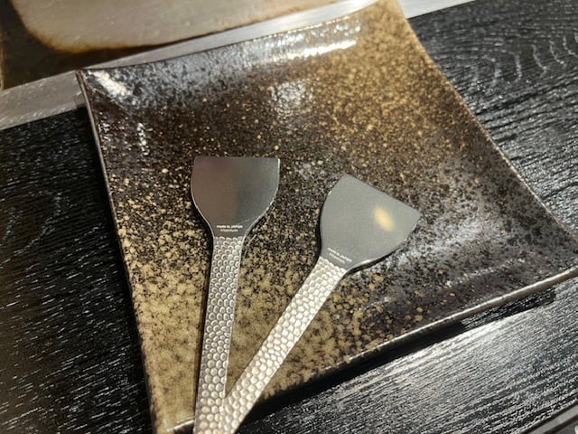 純チタン もんじゃへら アウトドア用鉄板などの掃除にも最適 | 金属