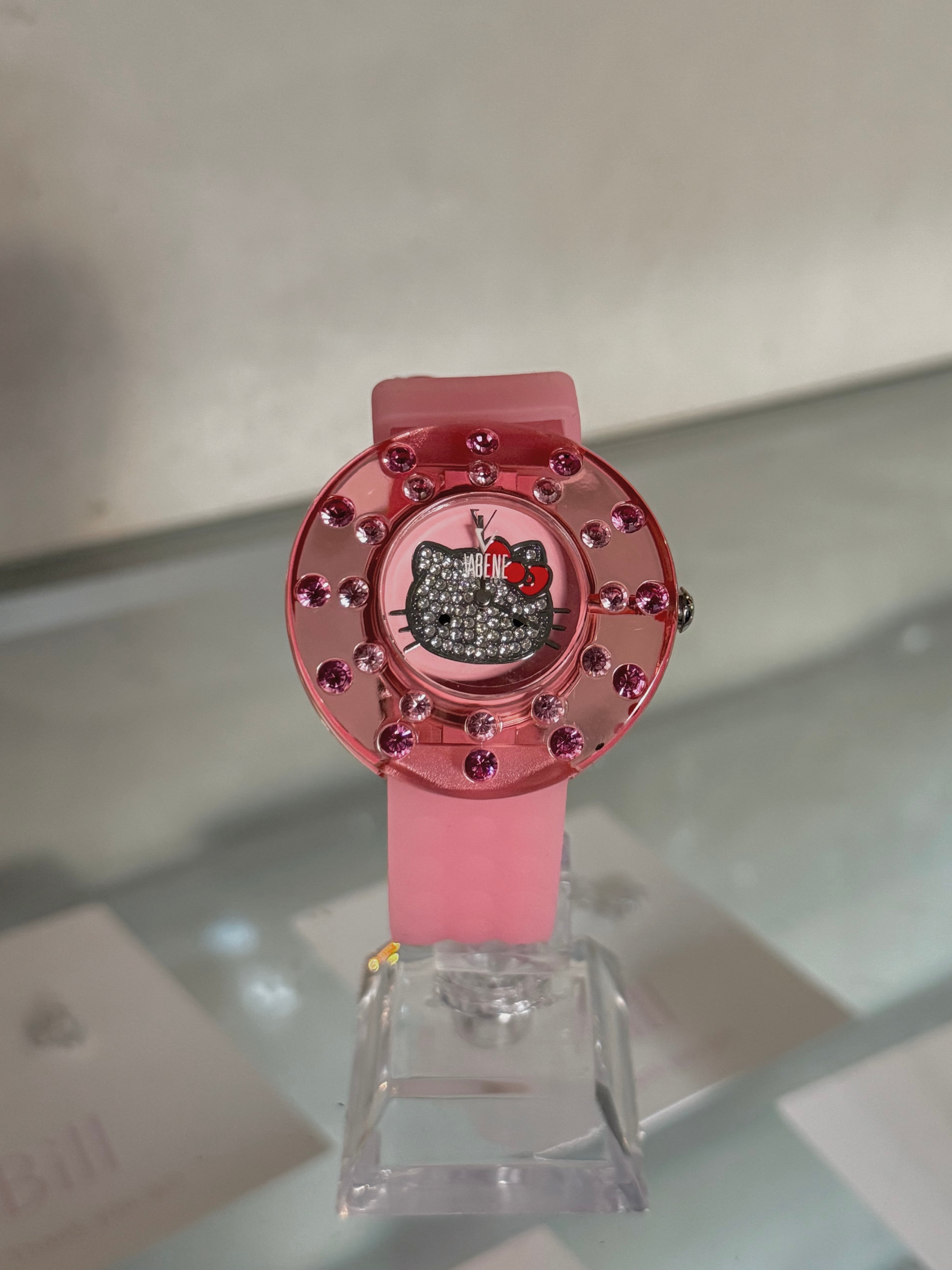 HELLO KITTY kirakira kitty clear rhinestone face wristwatch(dead stock)