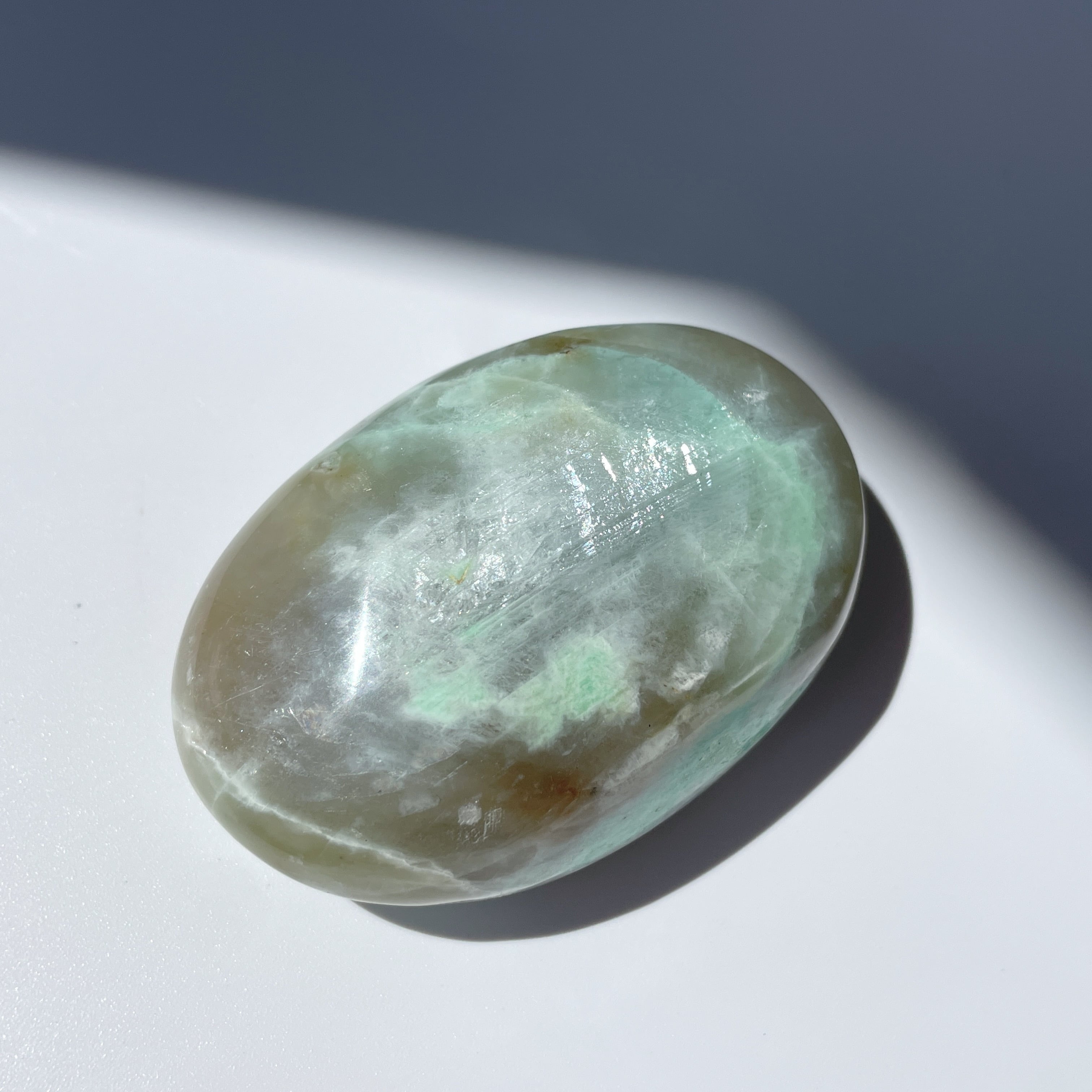 シラー◎ガーニエライト パームストーン26◇ Garnierite ◇天然石・鉱物・パワーストーン