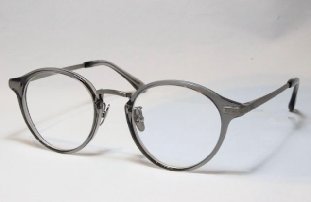 YUENN EYEWEAR （ユエン・アイウェアー）YE-015 C （Light Gray）