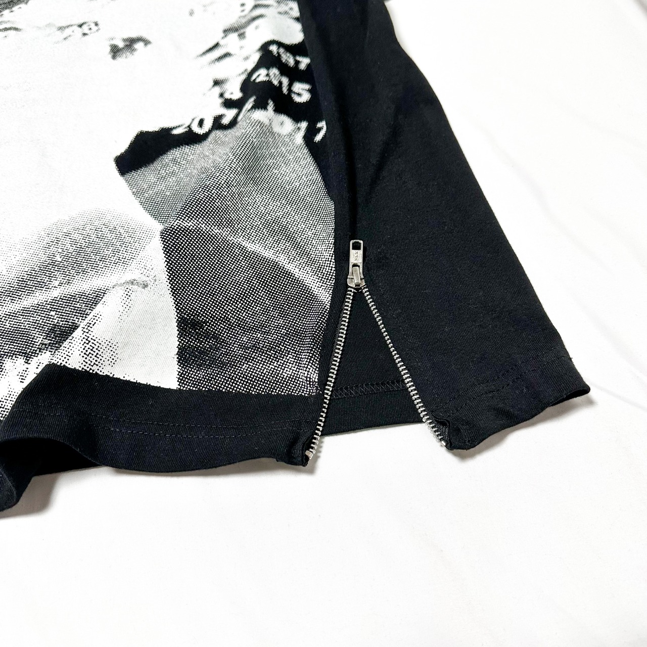 UNFINISHEDカスタムTシャツTHERE IS NO GOD 24039