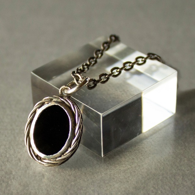 Mirrorstone Necklace (Ovall) #Onyx