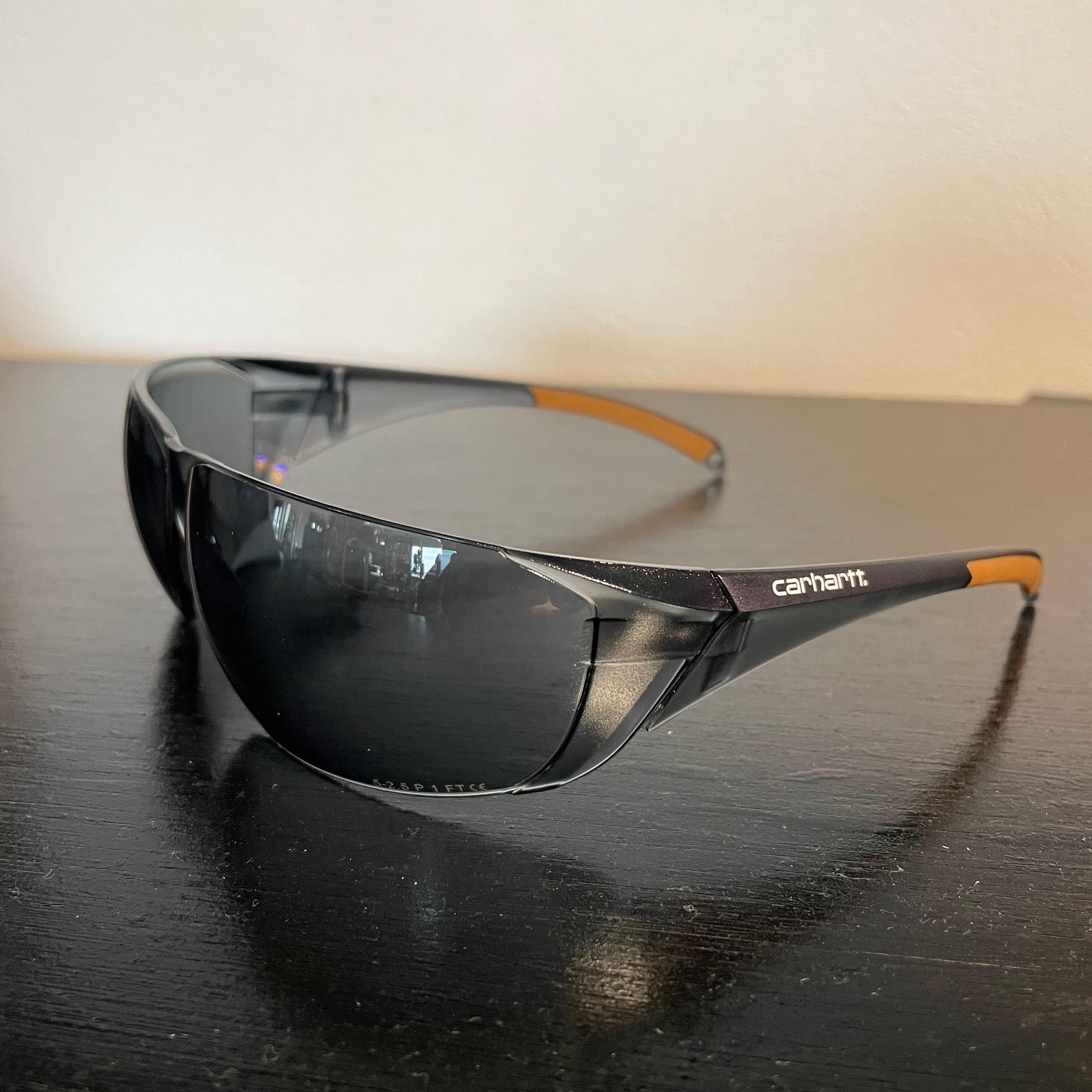 【今週限定値下げ中！】Carhartt Sunglasses