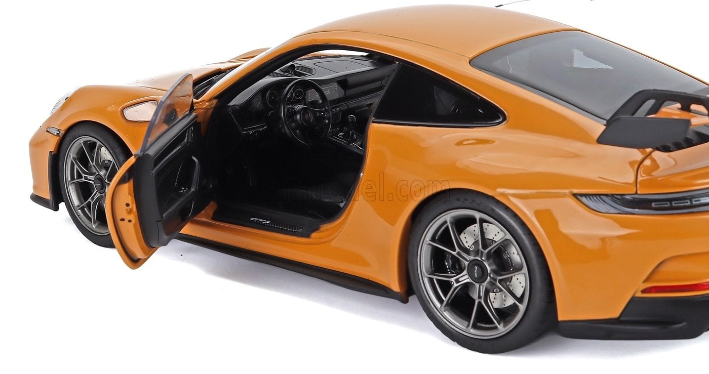 ミニカー 1/18 ポルシェ 911 GT3 ノレブ NOREV 1/18 PORSCHE 911 992