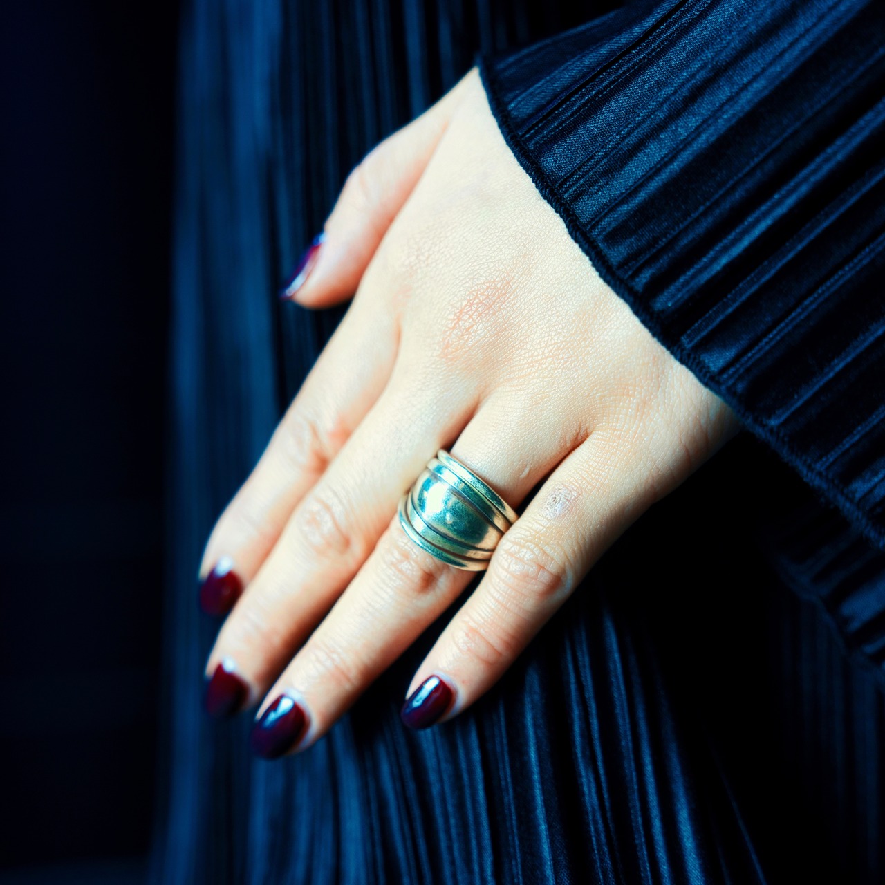Karen silver , ring
