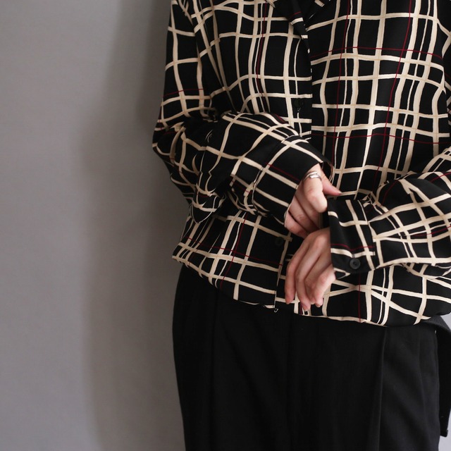 uneune grid art pattern l/s mode shirt