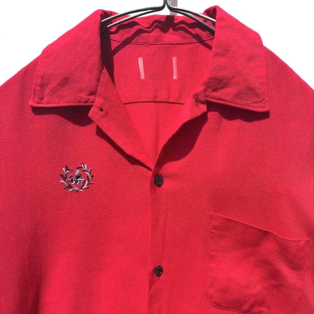 Vintage S/S Open Collar Rayon Shirt with Embroidered Emblem [1960s