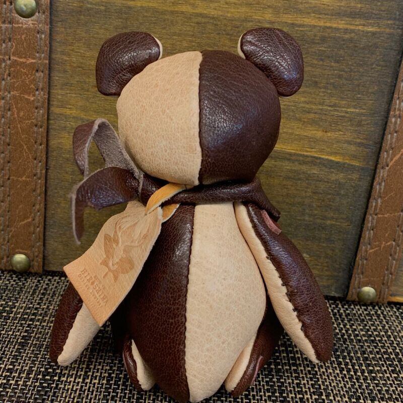 ジビエレザー鹿革ベルベア★マイスターの手作り「ベルズベア」羊羹＆ナチュラル　写真の1点販売です