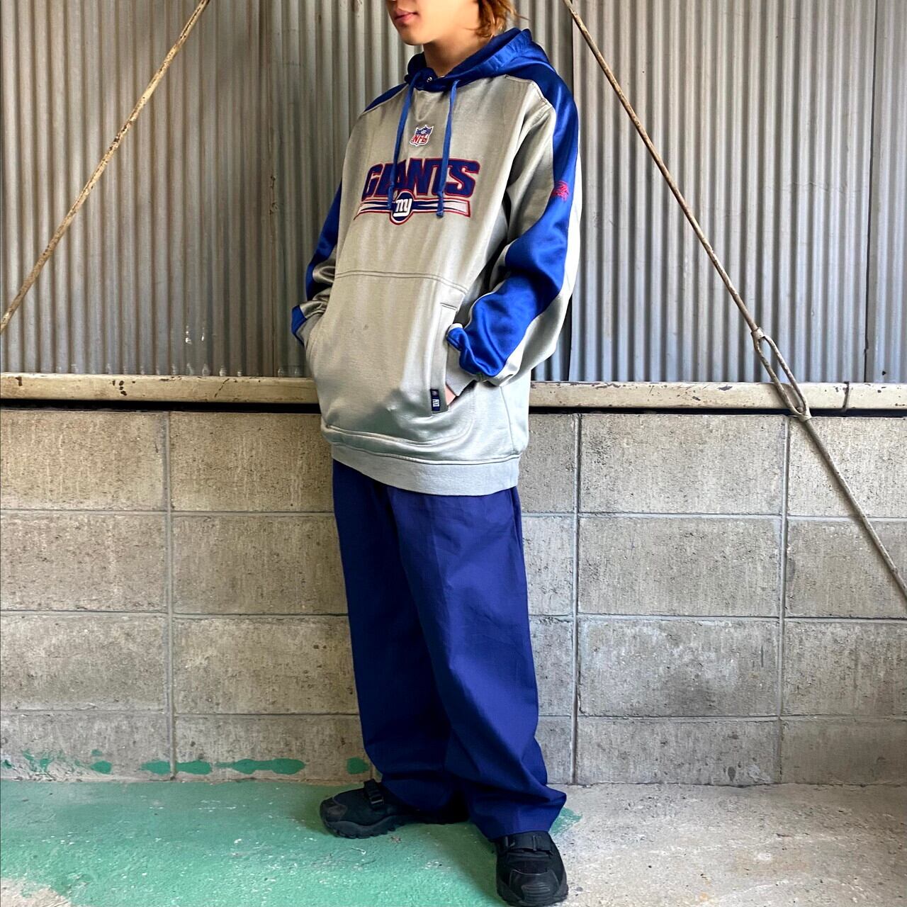 Reebok リーボック Nfl チーム系 スウェットパーカー メンズxl 古着 New York Giants ニューヨークジャイアンツ プルオーバー シルバー ブルー パーカー Al2110 Cave 古着屋 公式 古着通販サイト