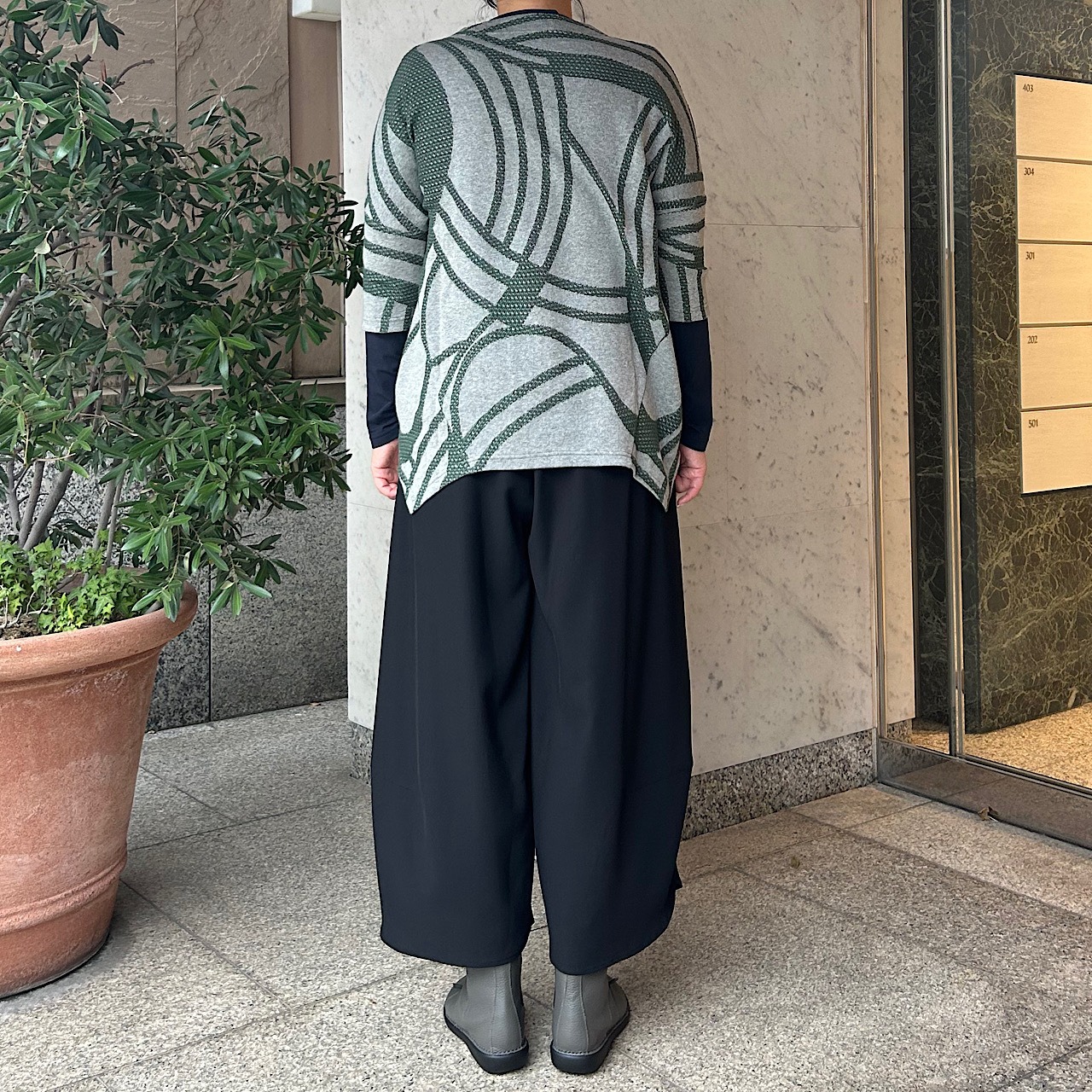 流線柄ジャガードプルオーバー【254-3234】Jacquard pullover