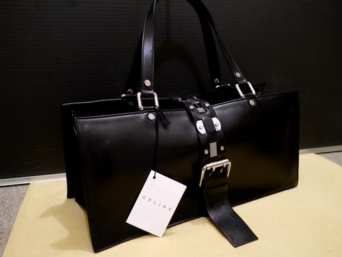 超レア◆CELINE セリーヌ BOX型 レザー トート ハンド バッグ 黒◆ レトロ感と近未来感を併せ持ったスクエアBOXシルエットの希少モデル♪