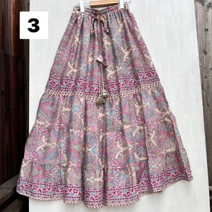 ふんわりペイズリースカート