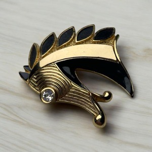 ORENA PARIS ゴールドブローチ