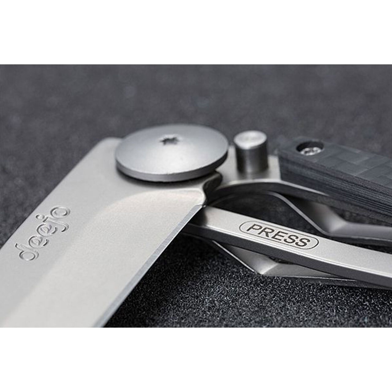 【deejo】Pocket Knife　tatoos 37g ART NOUVEAU-JUNIPER