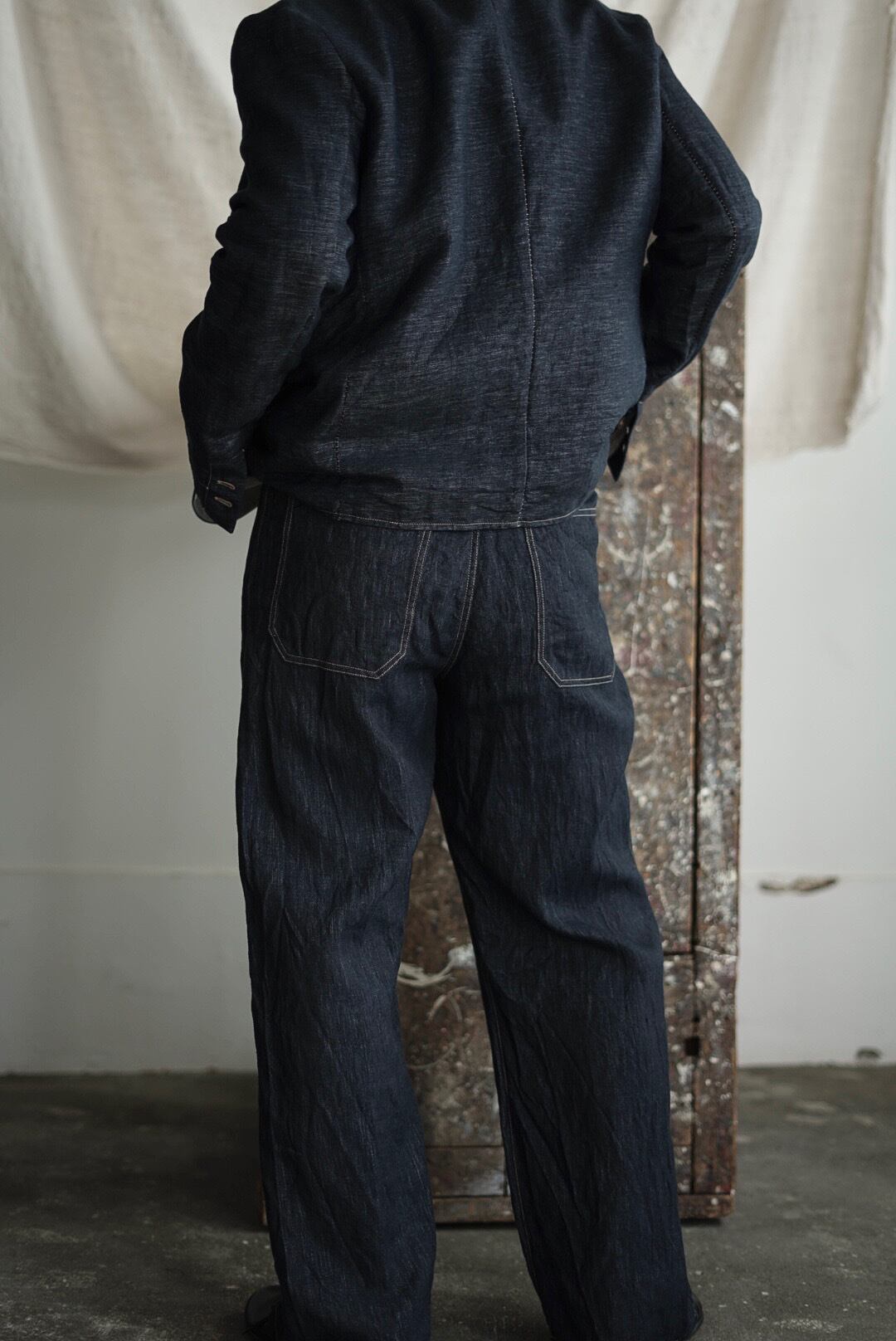 FORME D’EXPRESSION デニム インディゴ パンツ ARMANI FORME D'EXPRESSION - STRAIGHT RELAXED JEAN (INDIGO) | Brownie