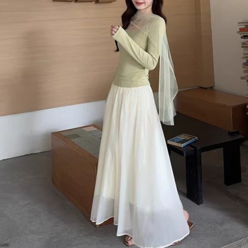 【2点セット】2色／シフォンリボンネックトップス＋マキシシアースカート ・76429