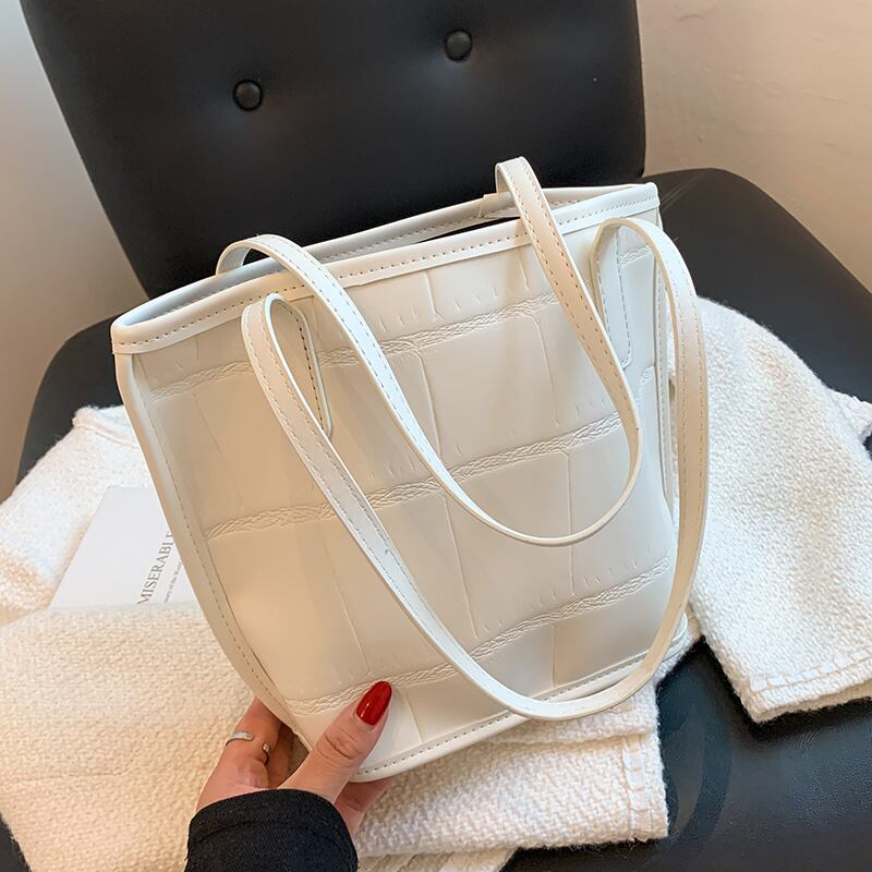 シングルショルダーバッグ トートバッグ Tiancai_Wing_Bag65296893694