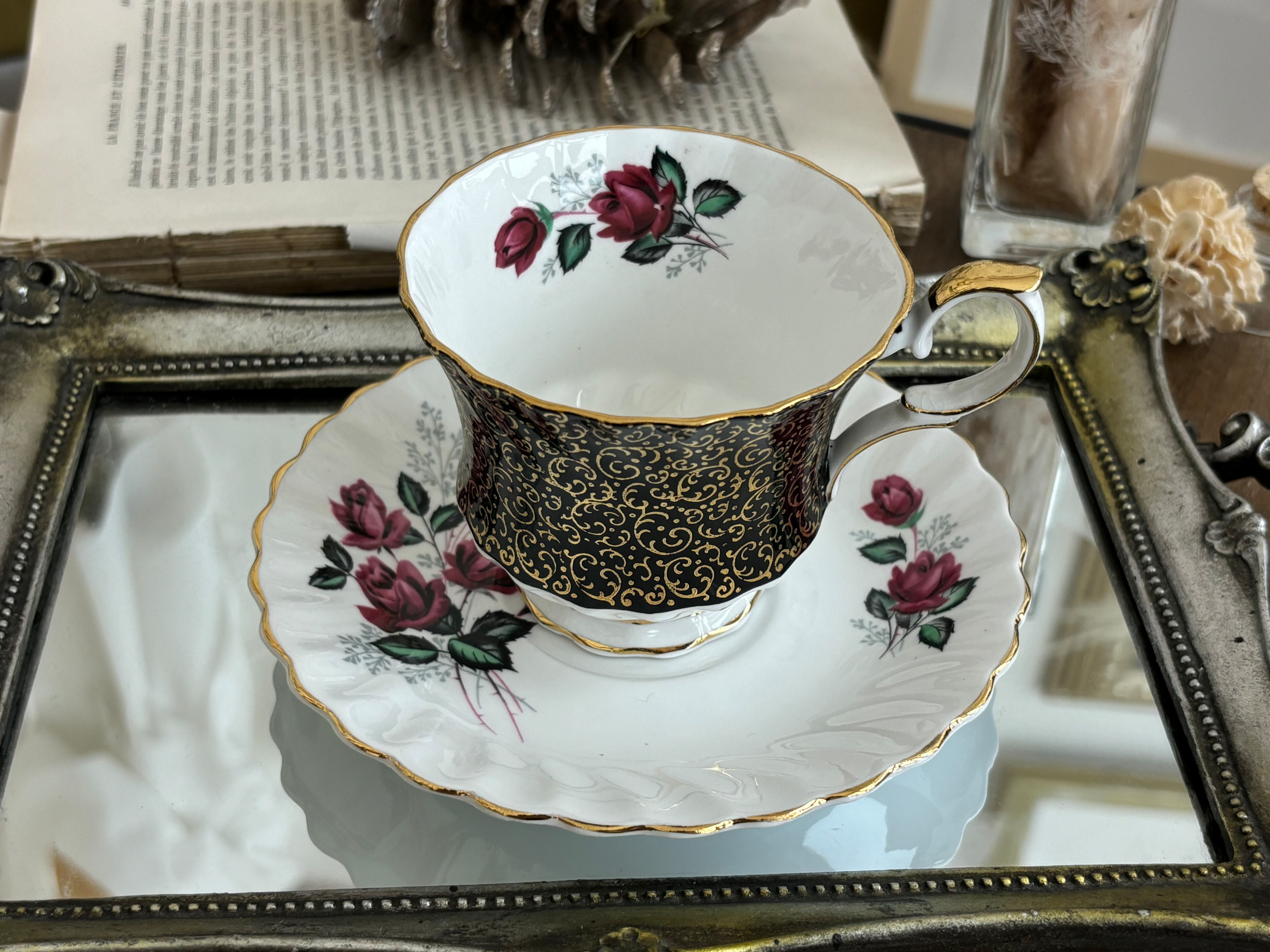 ロイヤルドルトン ナプラスプラチナム カップソーサー【レア美品  