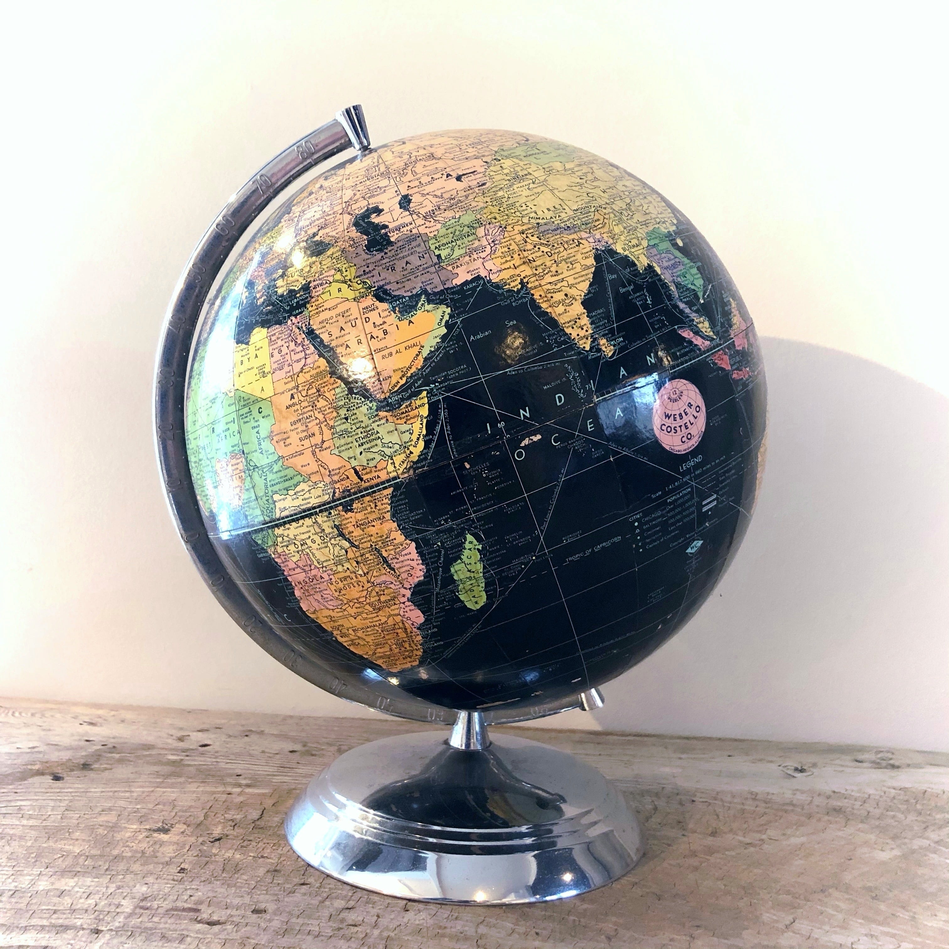 黒い地球儀 | メルキュール骨董店