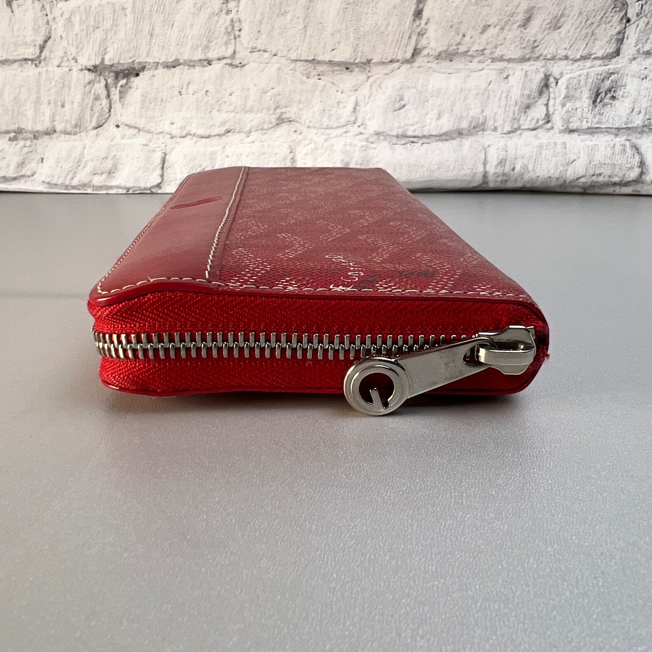 GOYARD ゴヤール レザー 長財布 レッド A-12120