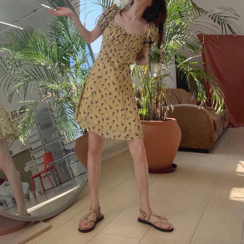 DABUWAWA キュートリボン パフ 半袖 ワンピース ドレス ショート 花柄 水玉 ドット ワンピース 胸元ギャザー リボン フレア