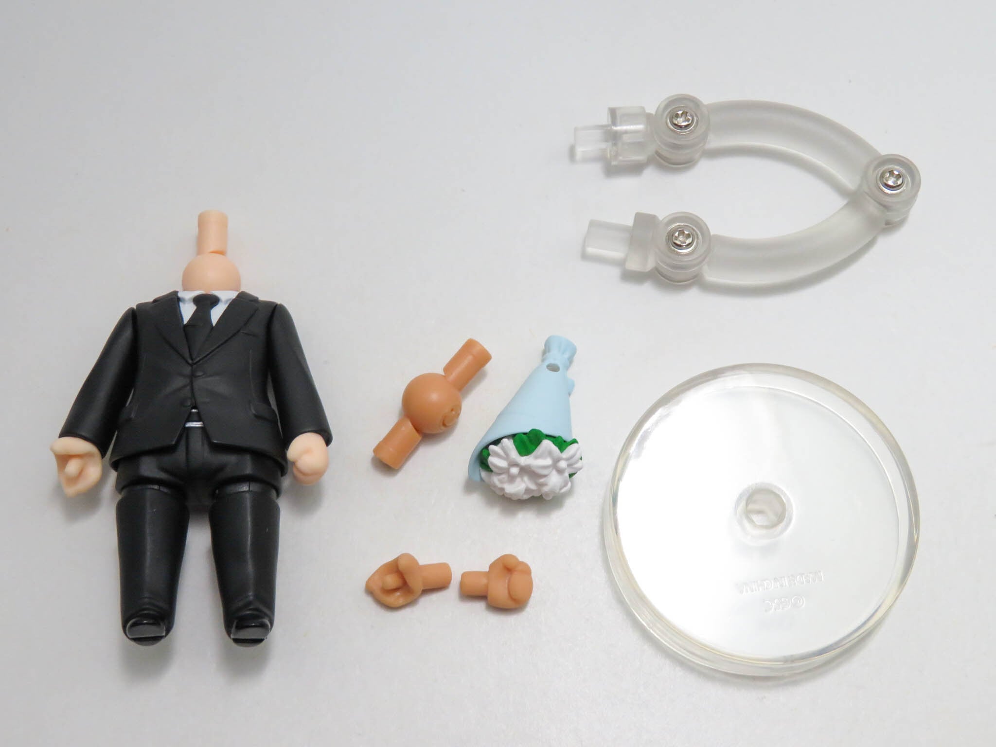 再入荷 ねんどろいどもあ きせかえスーツ02 体パーツ ブラックスーツ