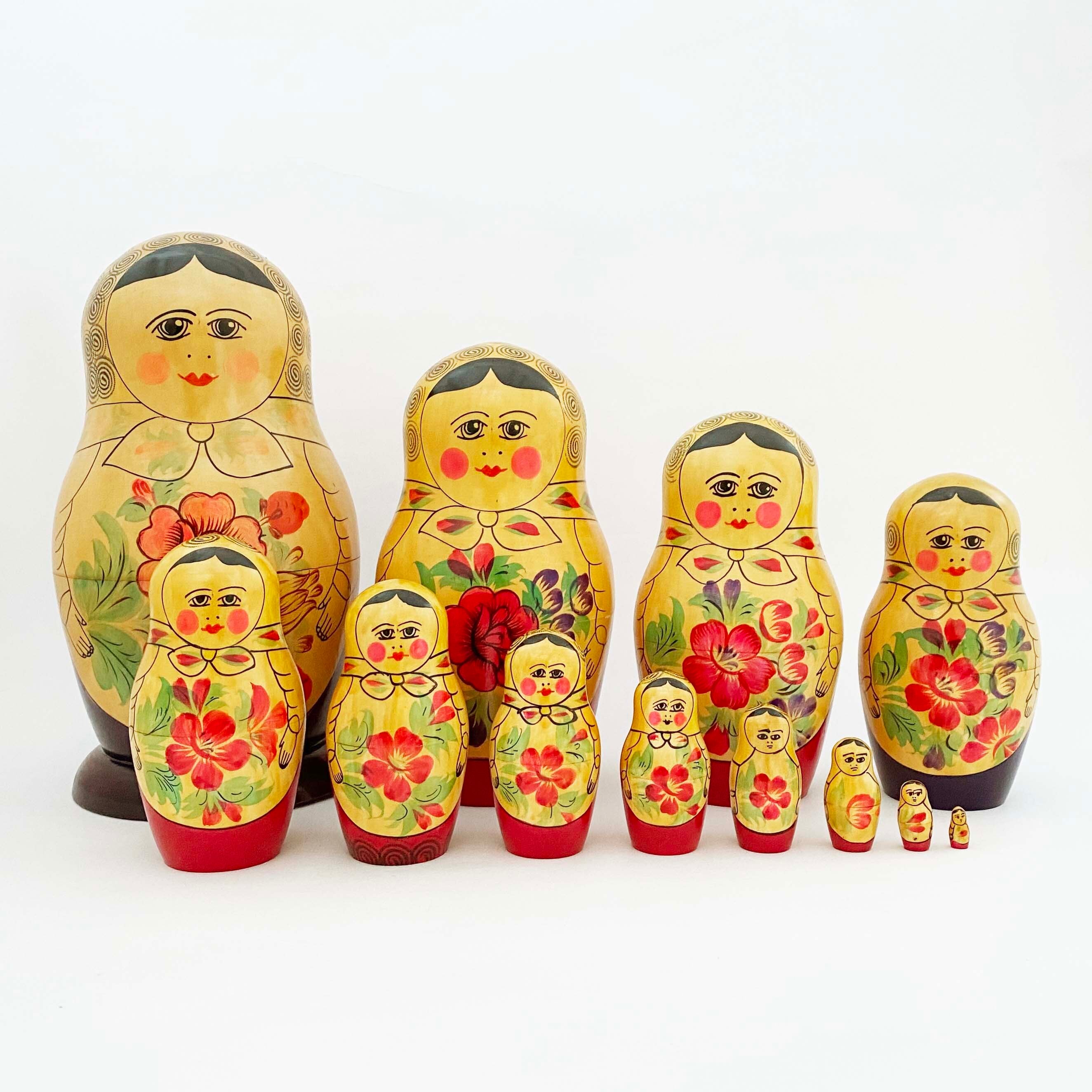 ヴィンテージマトリョーシカ1970年代（セミョーノフ産12個組）